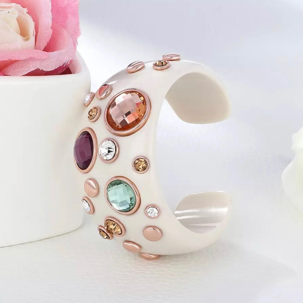 Bracelet - Picture 2 of 2